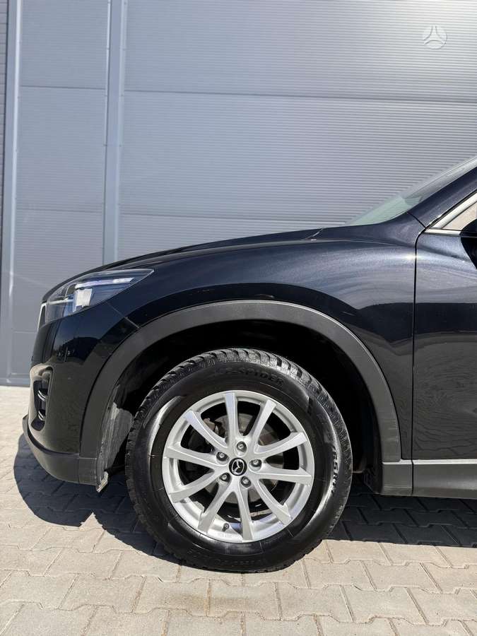 Mazda CX-5, 2.2 l., off-road / crossover