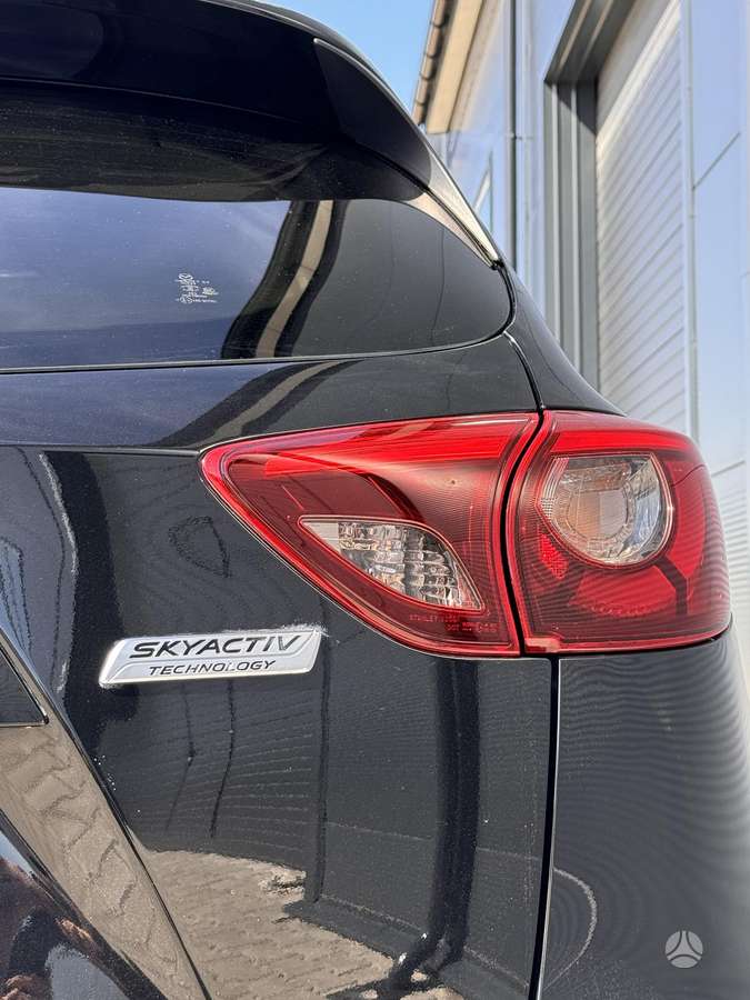 Mazda CX-5, 2.2 l., off-road / crossover