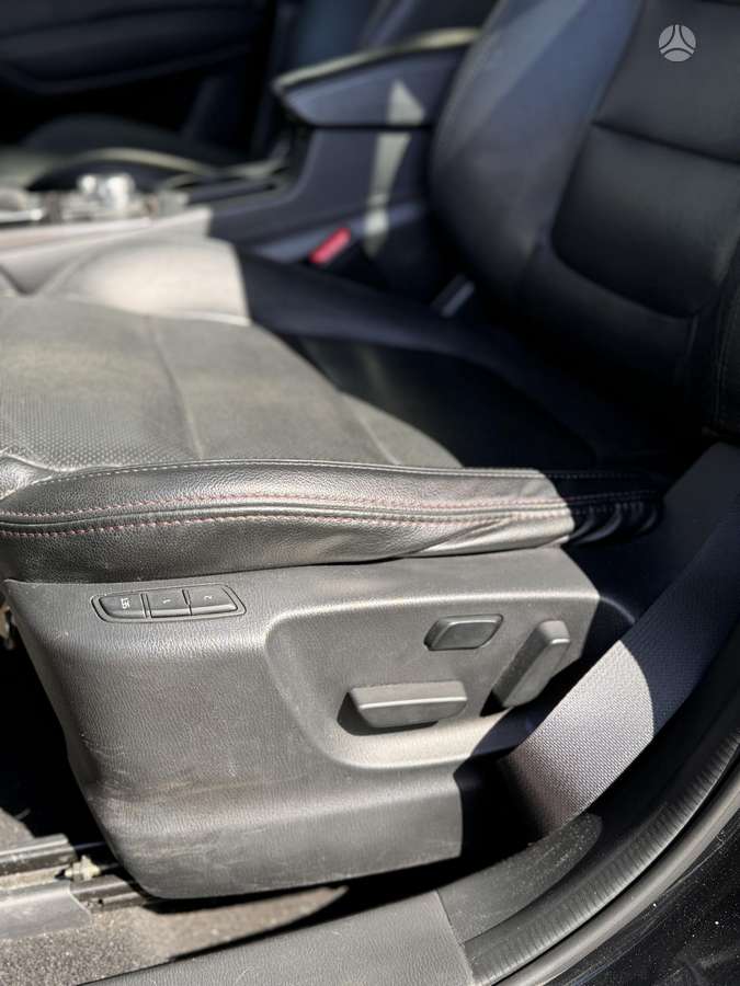 Mazda CX-5, 2.2 l., off-road / crossover
