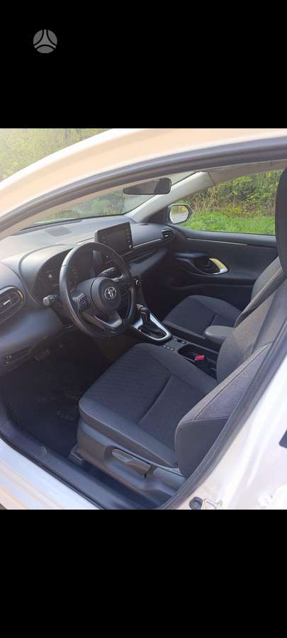 Toyota Yaris - 8