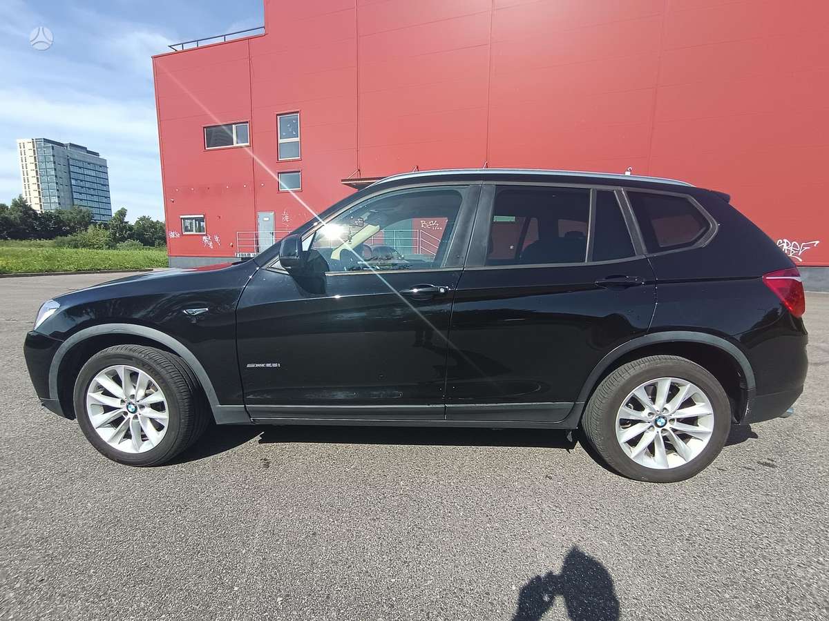 BMW X3, 2.0 l., off-road / crossover