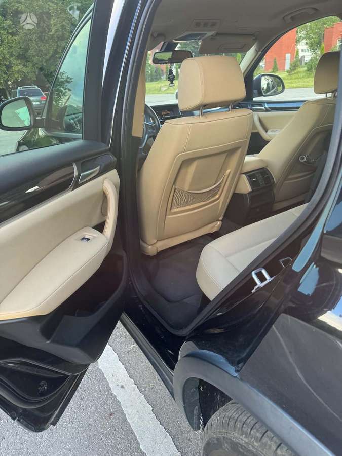 BMW X3, 2.0 l., off-road / crossover