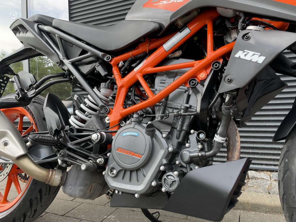 KTM Duke 125cc, street / classic