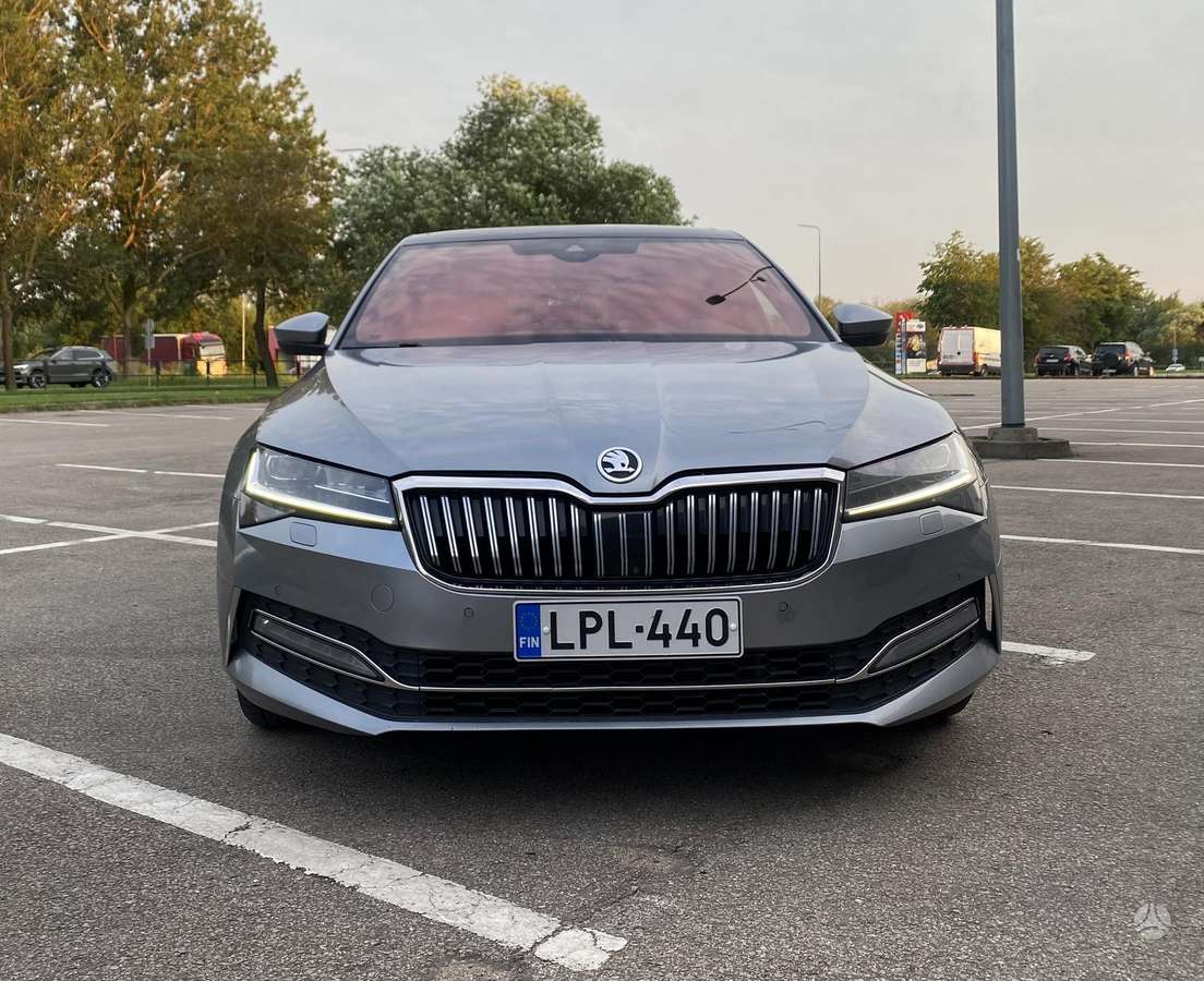 Škoda Superb - 2