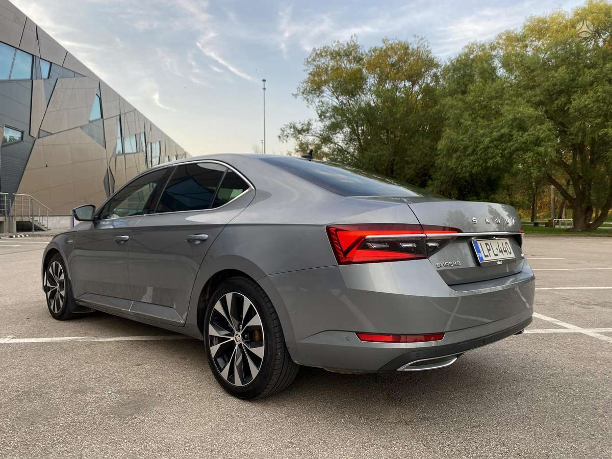 Škoda Superb - 7