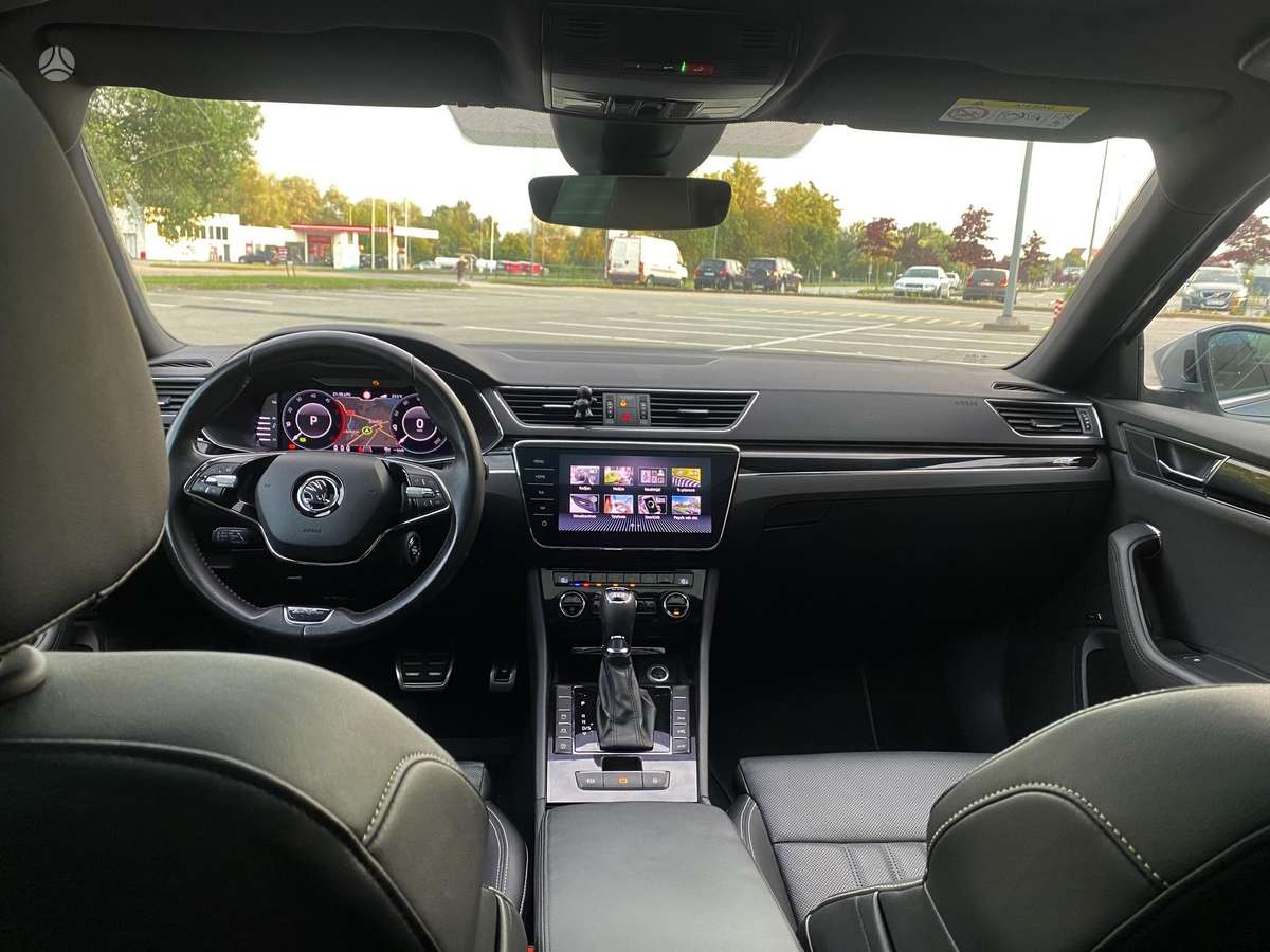 Škoda Superb - 10