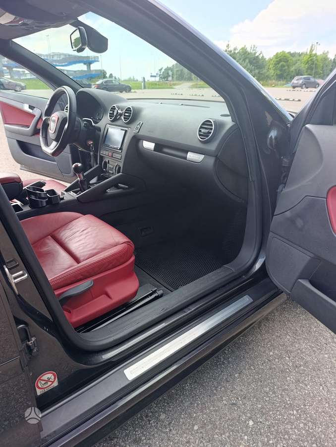 Audi A3, 2.0 l., Хэтчбек