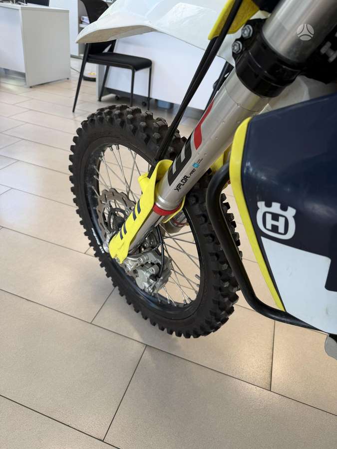 Husqvarna Enduro 693cc, эндуро / adventure