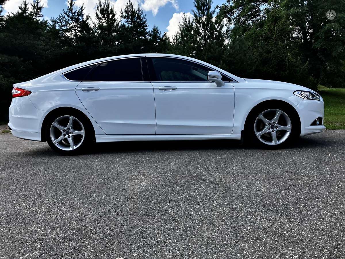 Ford Mondeo, 2.0 l., hatchback