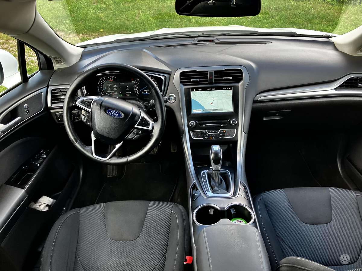 Ford Mondeo, 2.0 l., hatchback