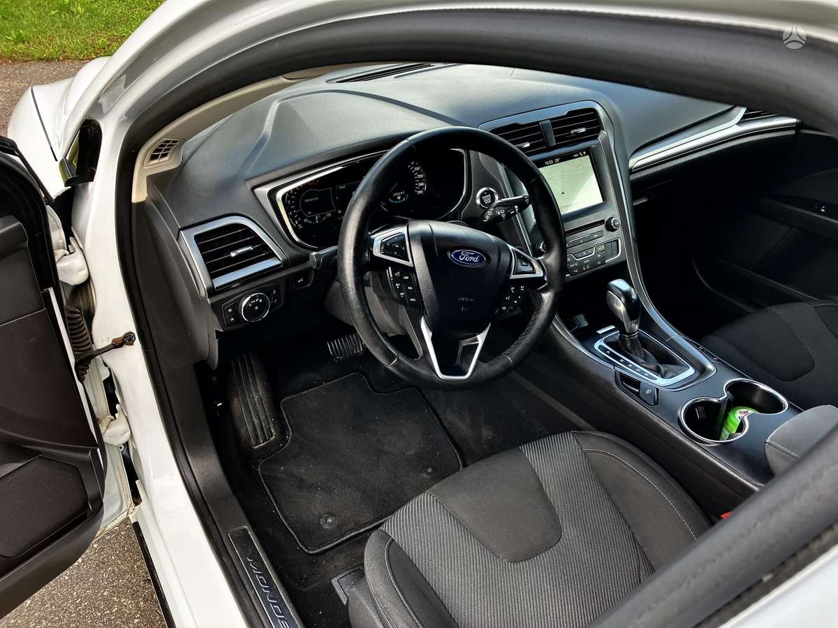 Ford Mondeo, 2.0 l., hatchback
