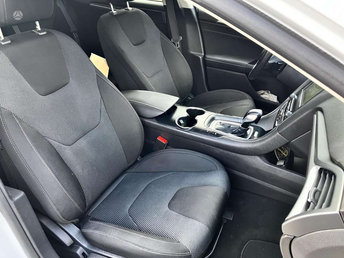 Ford Mondeo, 2.0 l., hatchback