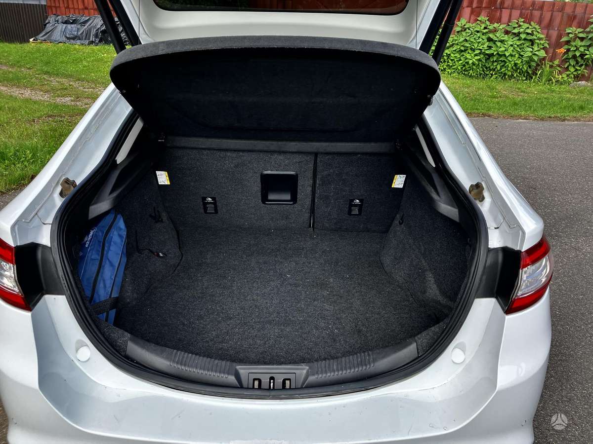 Ford Mondeo, 2.0 l., hatchback