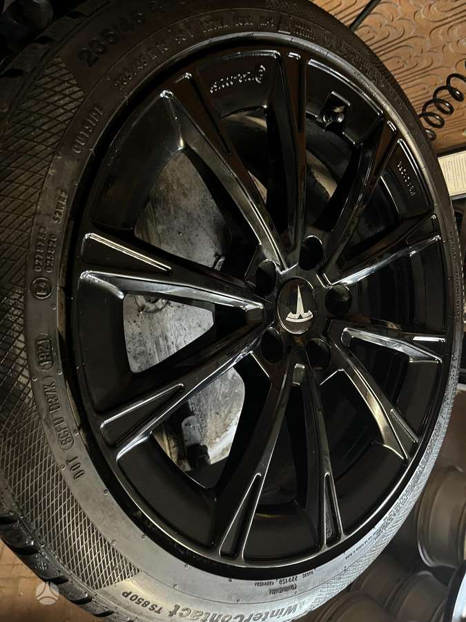 TESLA, light alloy, R18