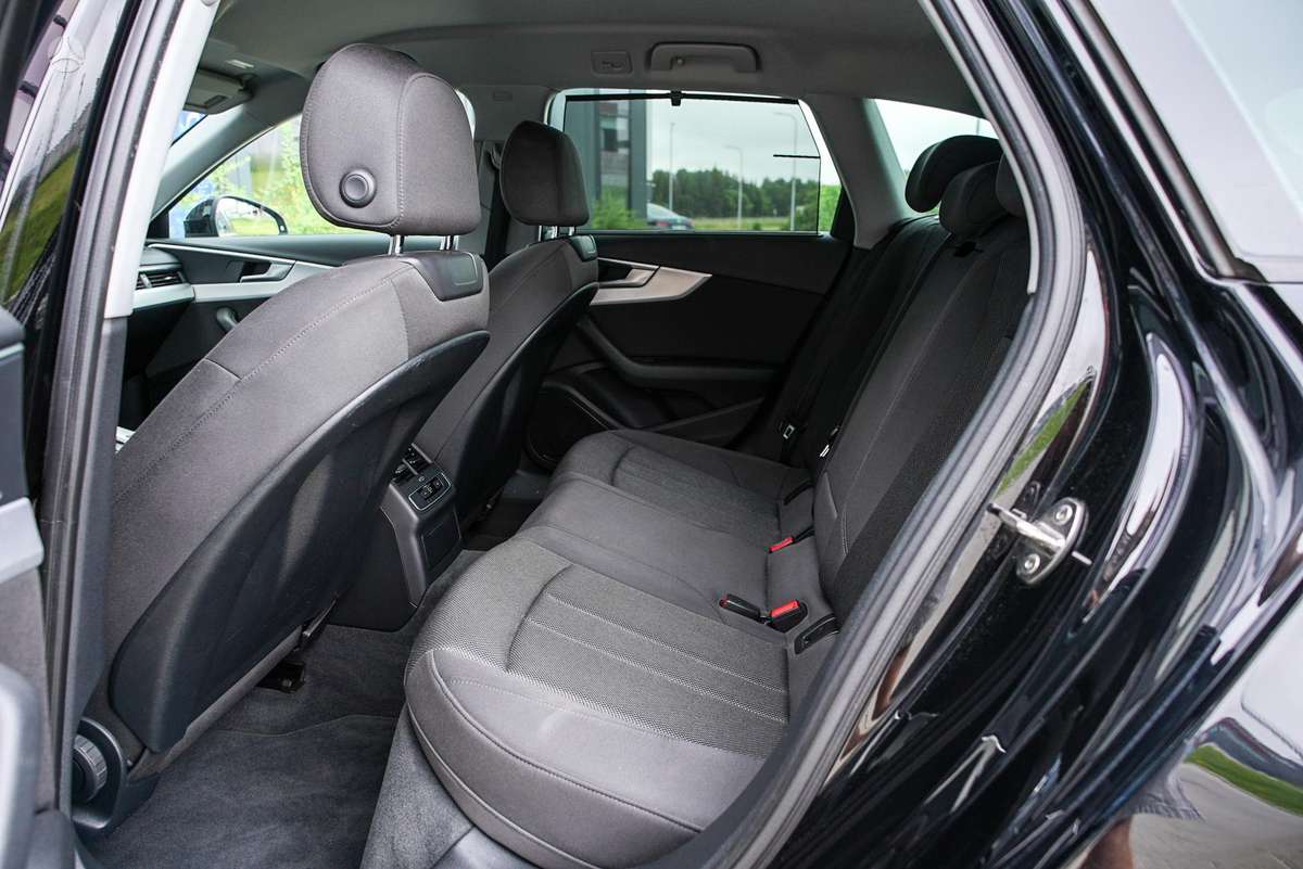 Audi A4, 2.0 l., Универсал