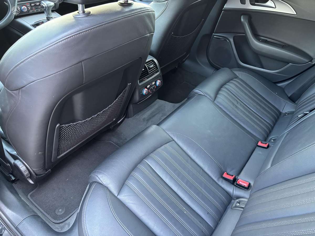 Audi A6 allroad, 3.0 l., Универсал