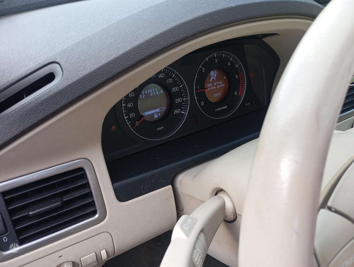 Volvo V70, 2.0 l., Универсал