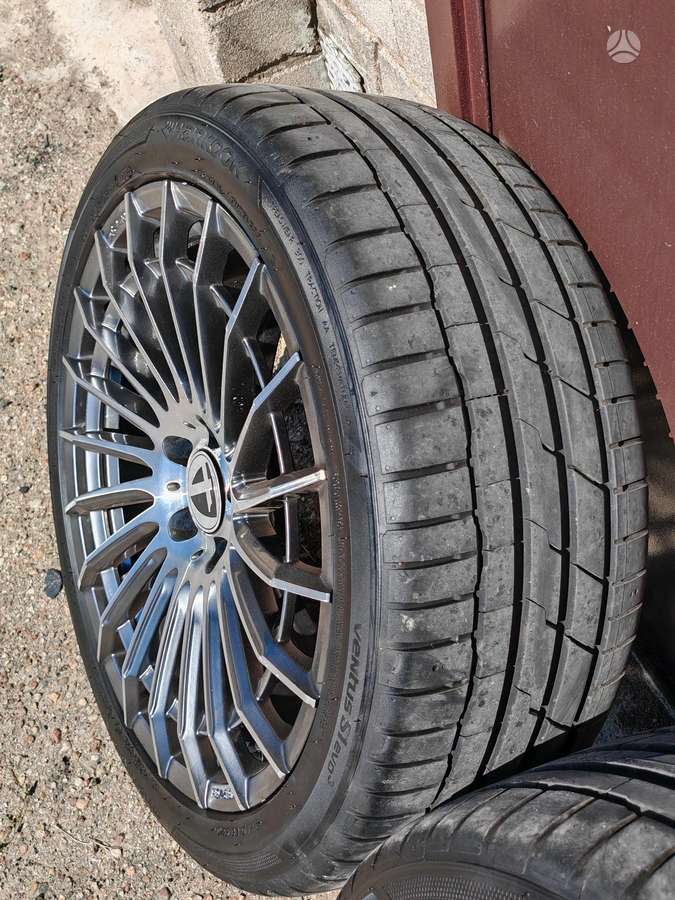 Audi A6, lengvojo lydinio, R19