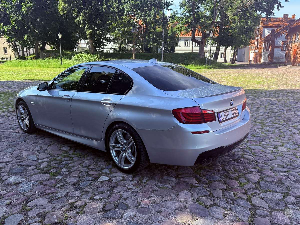 BMW 530, 3.0 l., Седан