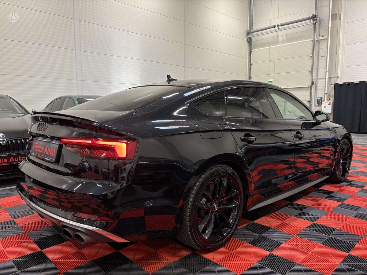Audi S5, 3.0 l., Седан