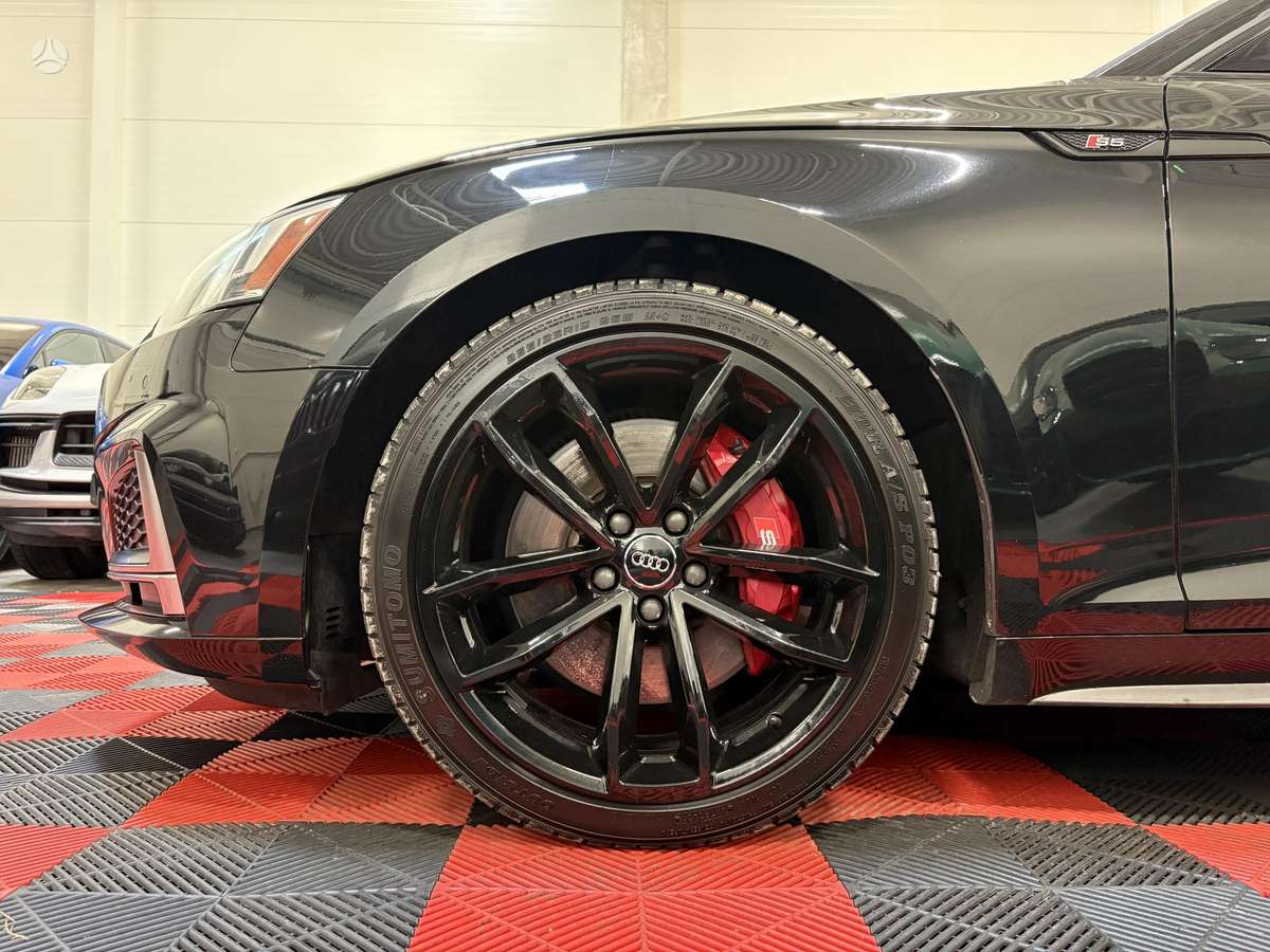 Audi S5, 3.0 l., Седан