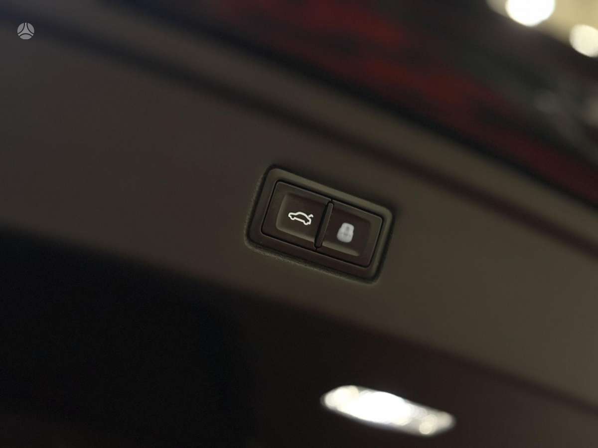 Audi S5, 3.0 l., Седан