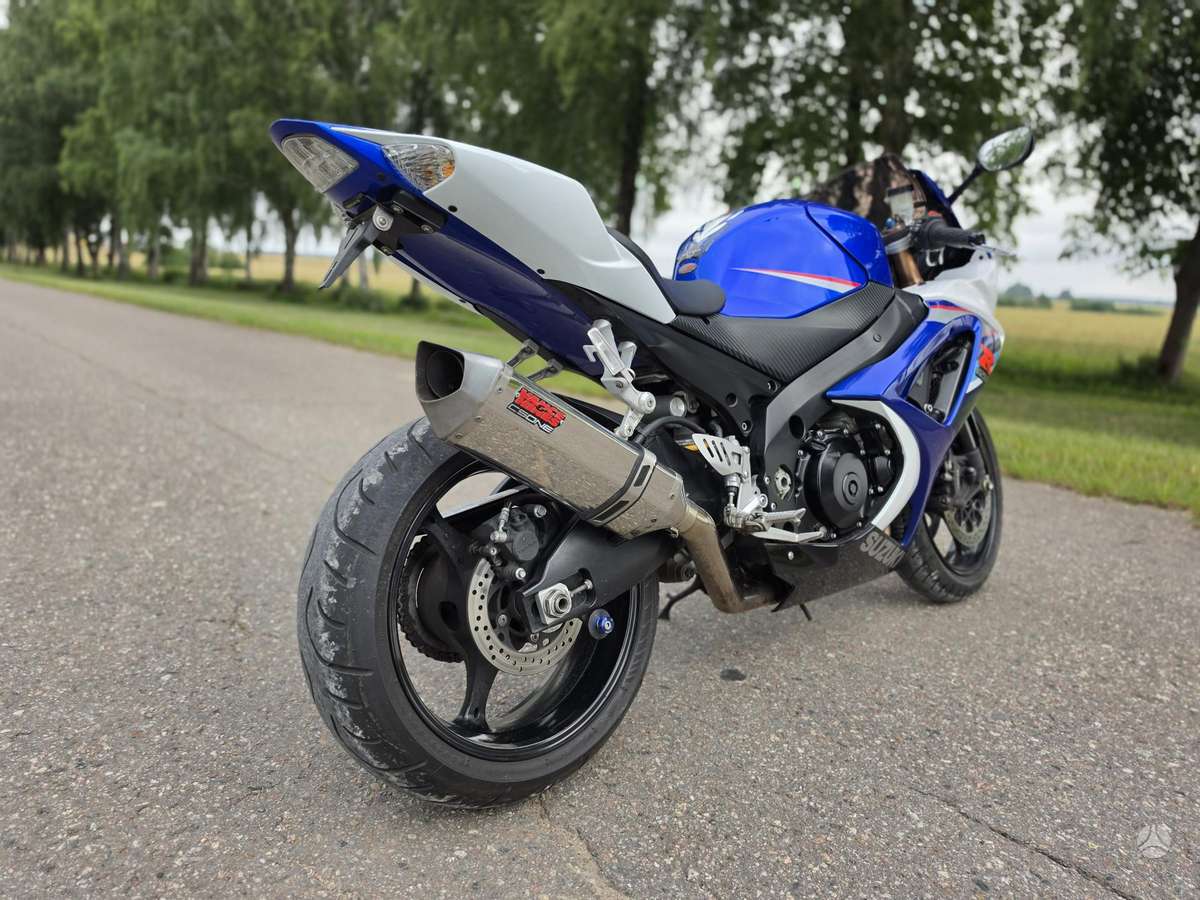 Suzuki GSX-R 999cc, superbikes