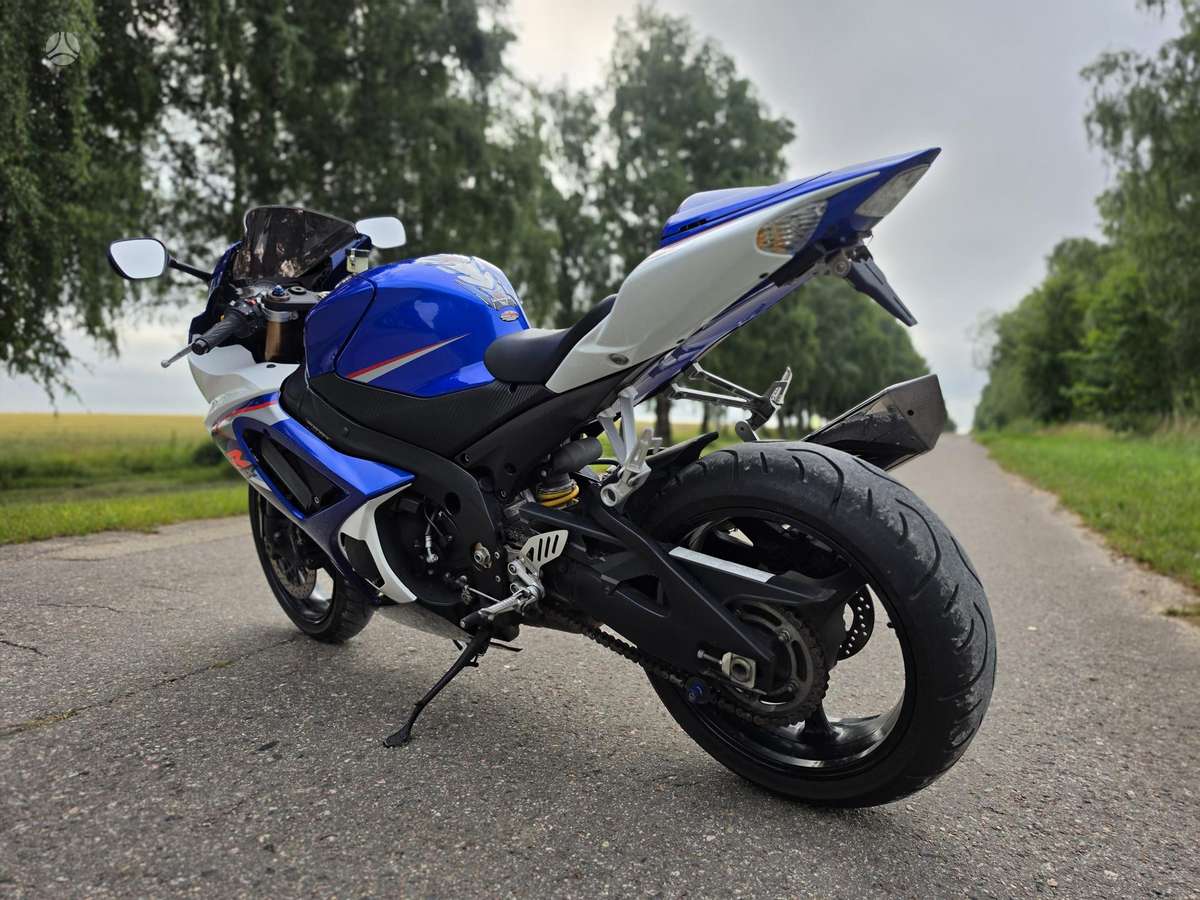 Suzuki GSX-R 999cc, superbikes