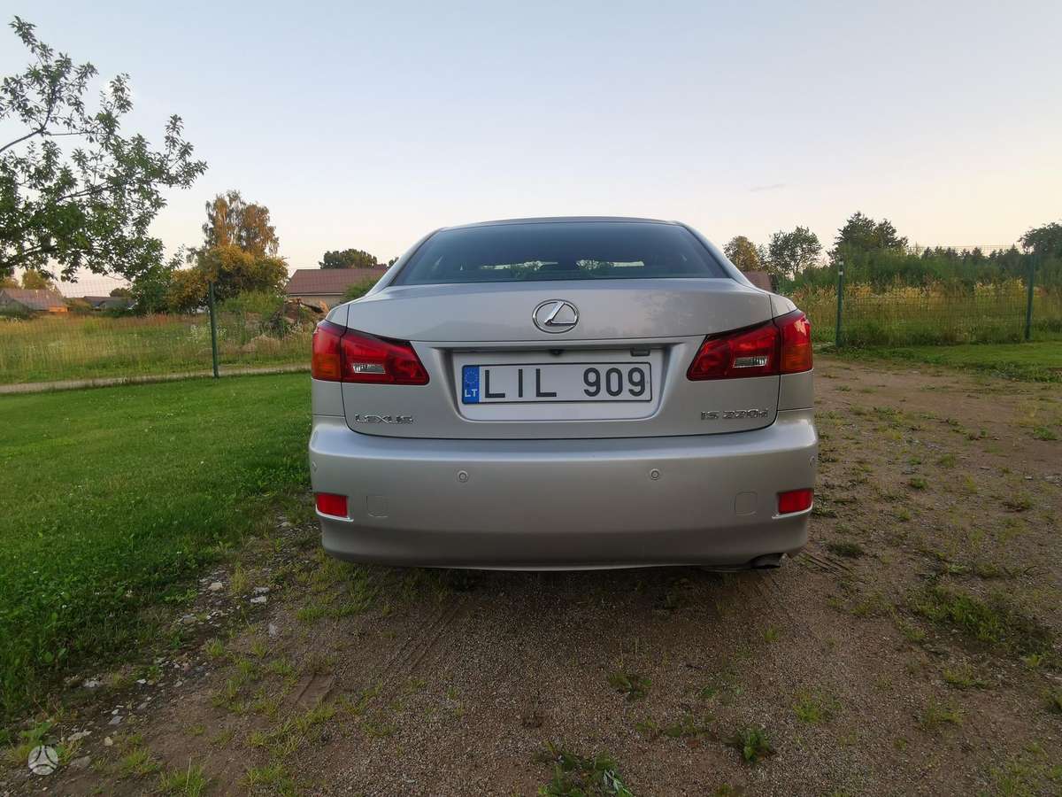 Lexus IS 220, 2.2 l., Седан