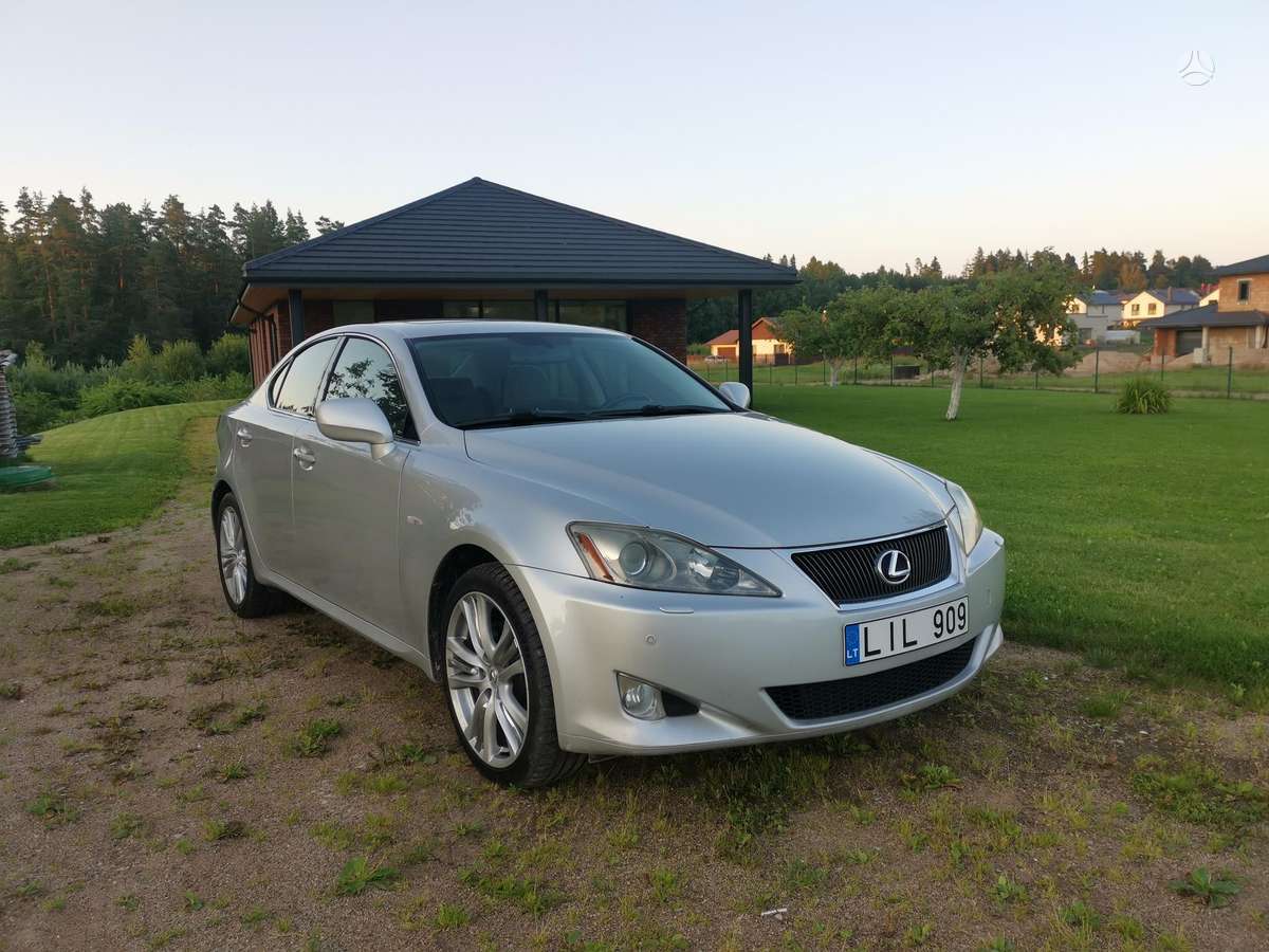 Lexus IS 220, 2.2 l., Седан