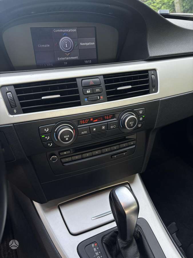 BMW 320, 2.0 l., Универсал
