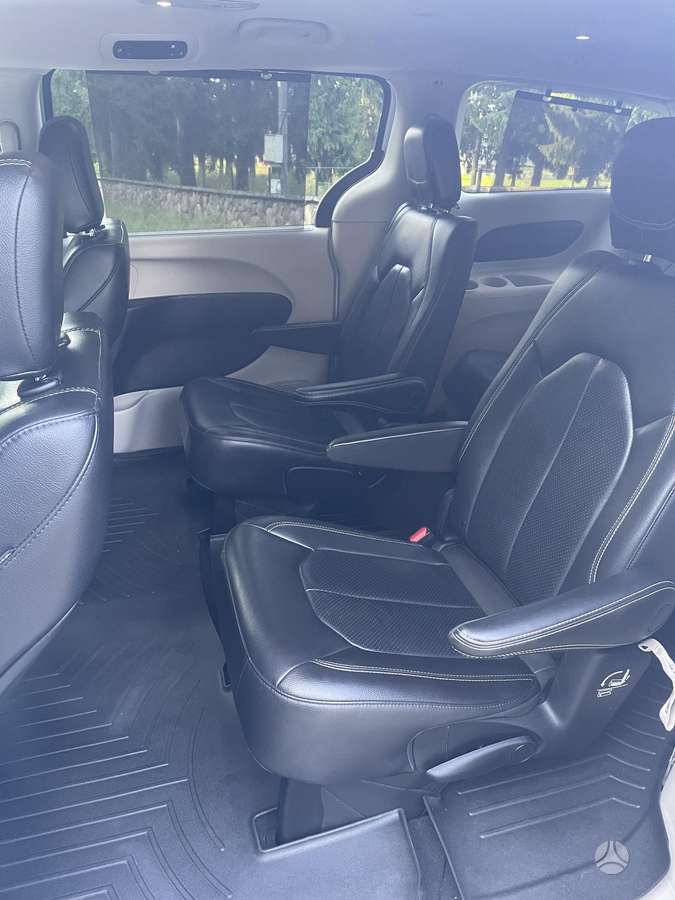 Chrysler Pacifica, 3.6 l., Минивэн