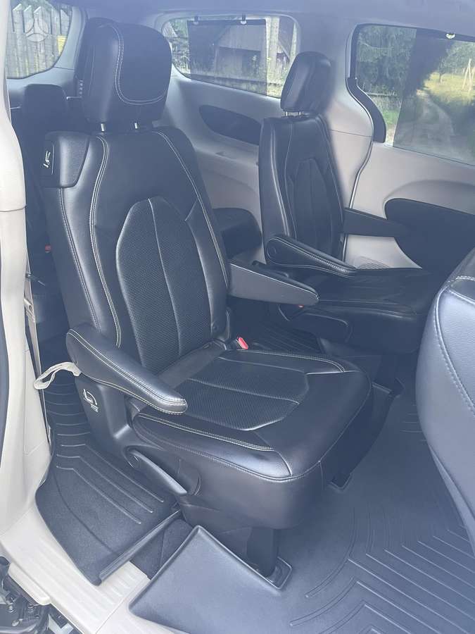 Chrysler Pacifica, 3.6 l., Минивэн