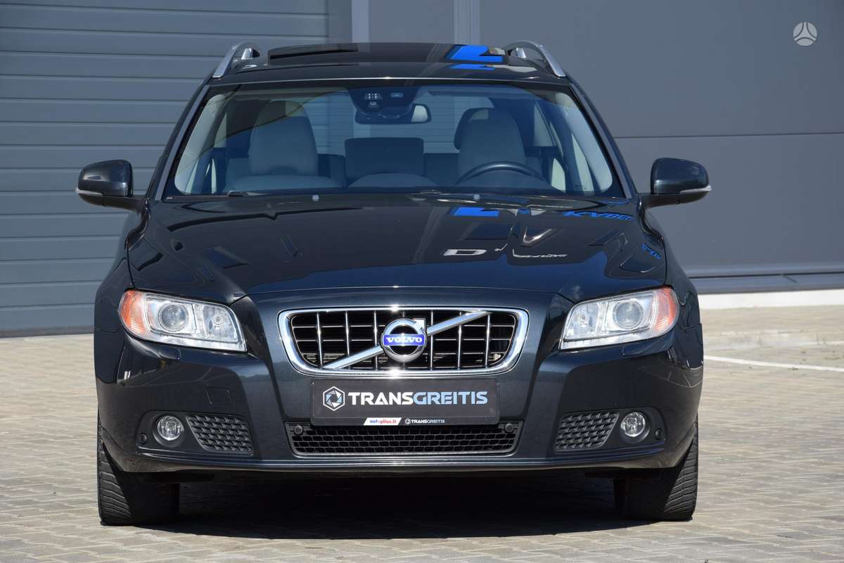 Volvo V70, 2.0 l., Универсал
