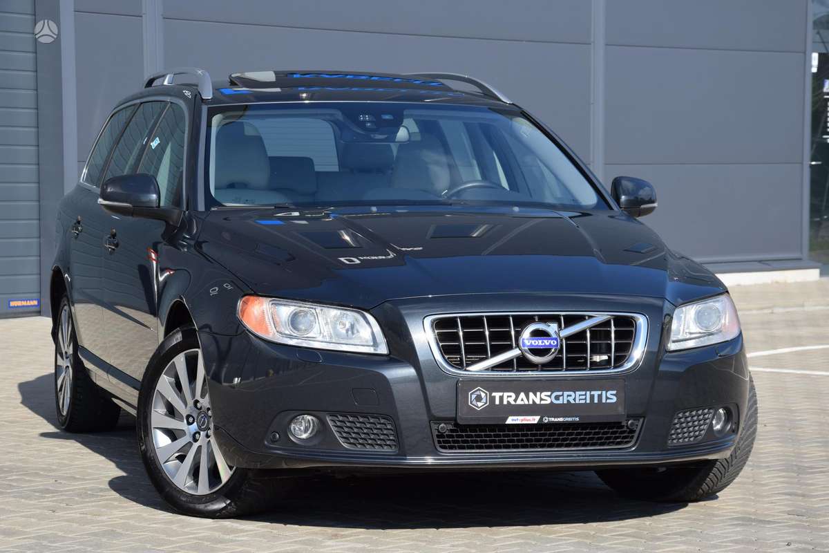 Volvo V70, 2.0 l., Универсал