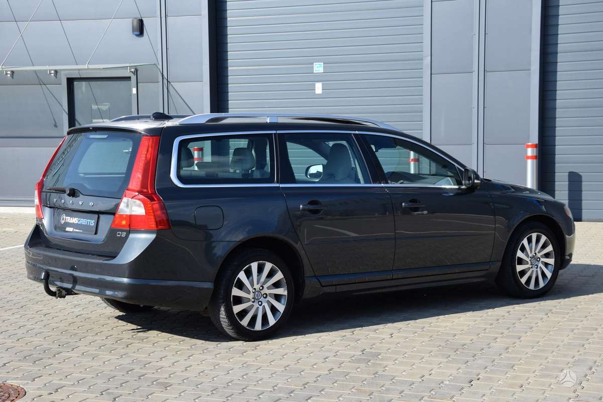 Volvo V70, 2.0 l., Универсал