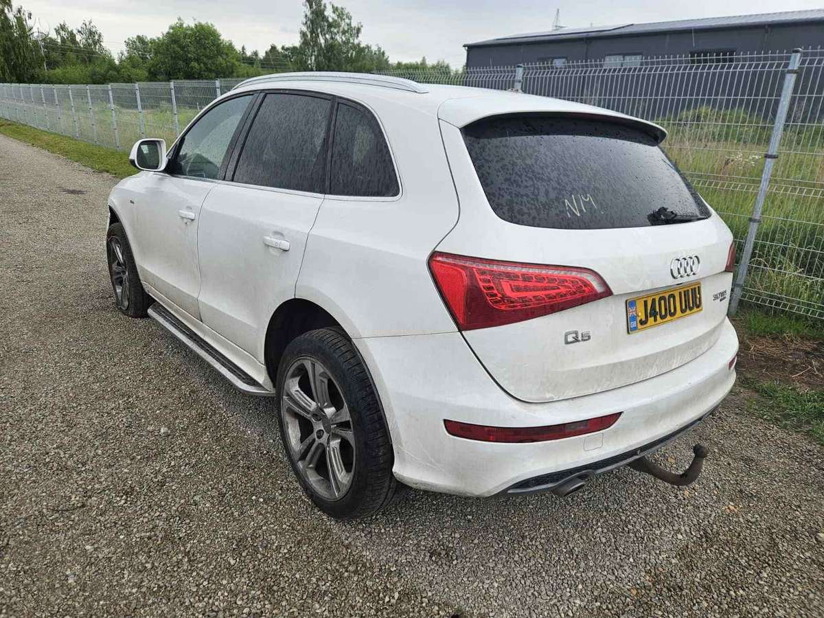Audi Q5 for parts