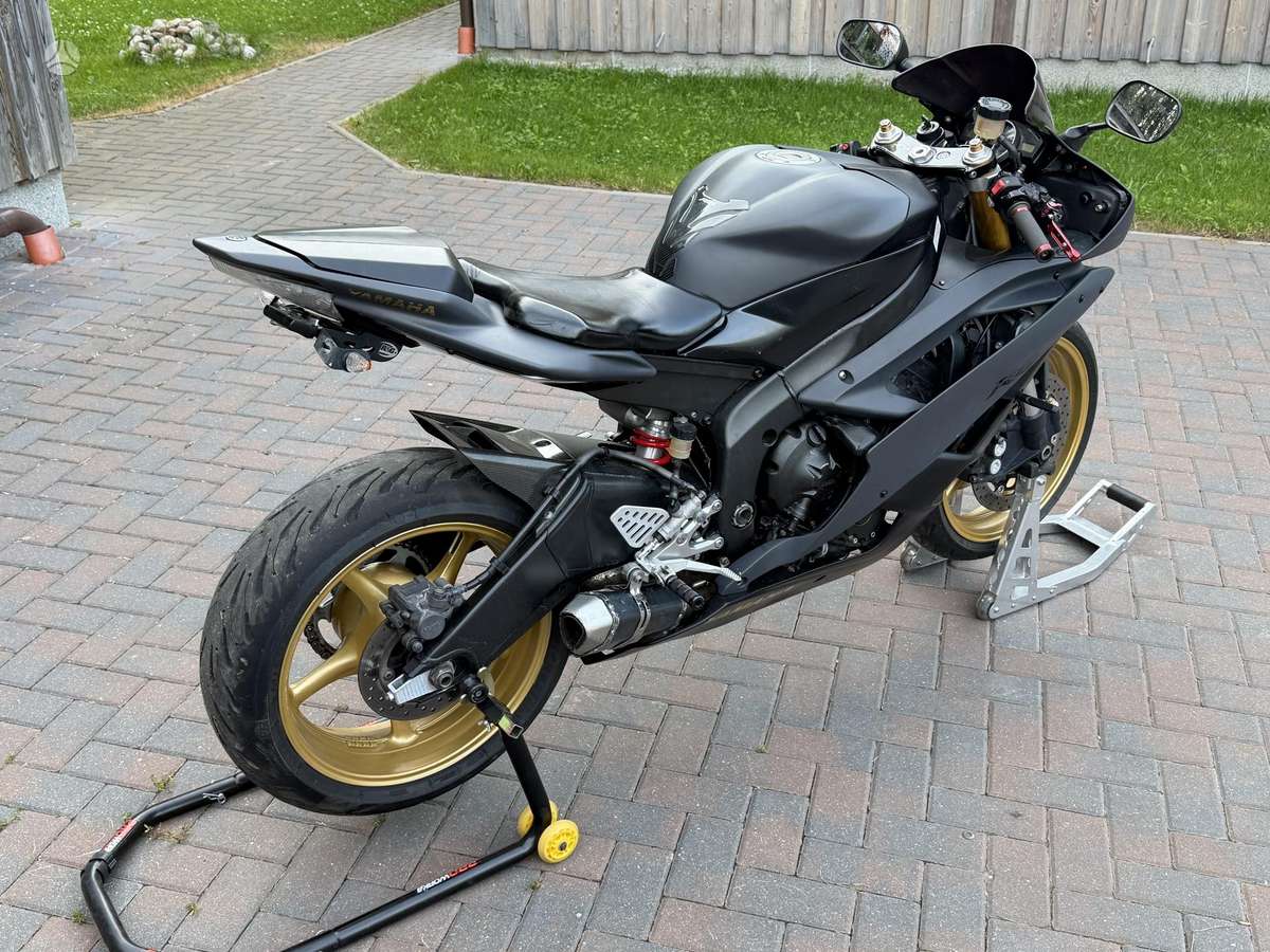 Yamaha R6 600cc, superbikes