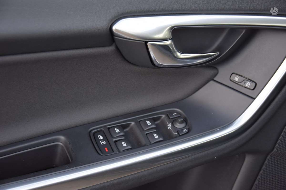 Volvo V60, 2.0 l., Универсал