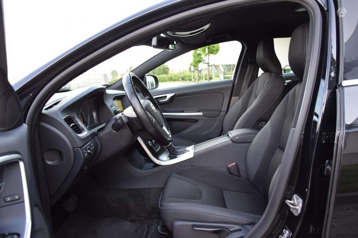 Volvo V60, 2.0 l., wagon