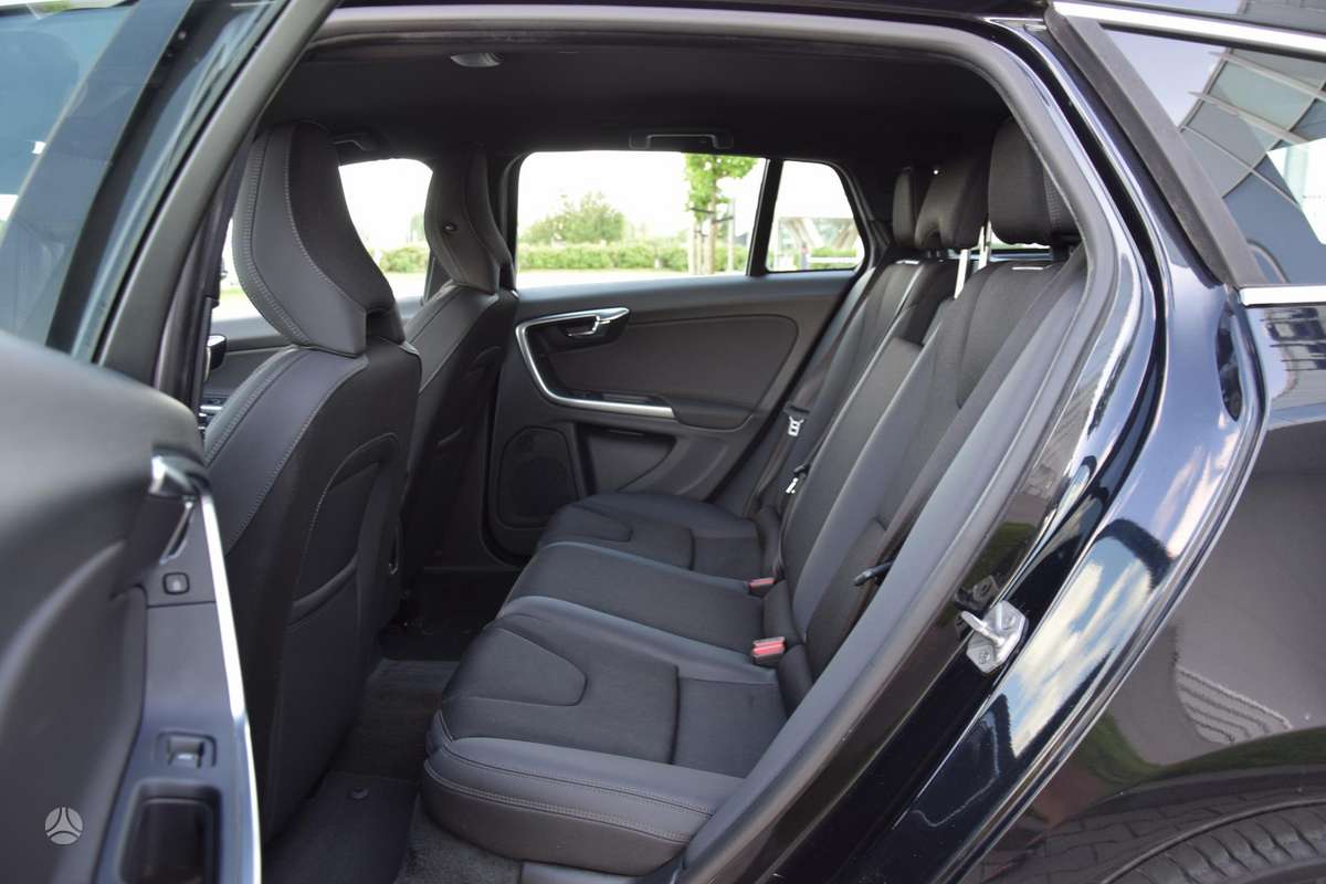 Volvo V60, 2.0 l., Универсал