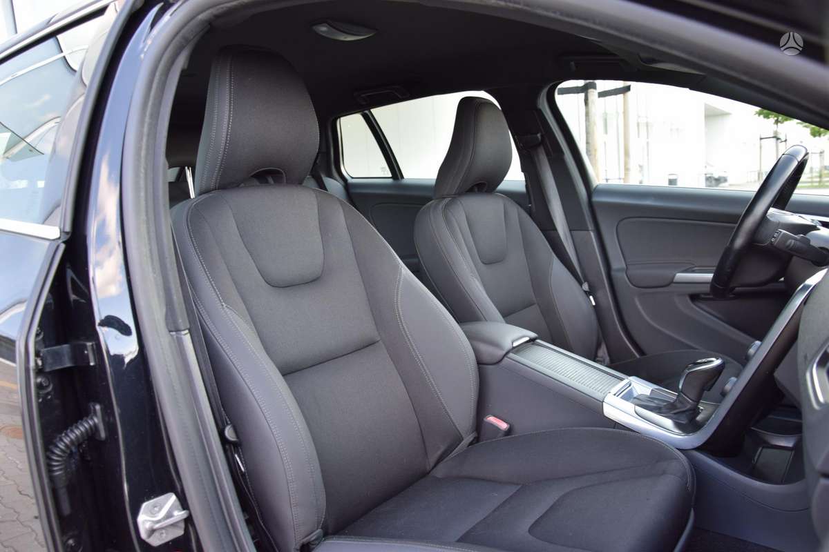 Volvo V60, 2.0 l., Универсал