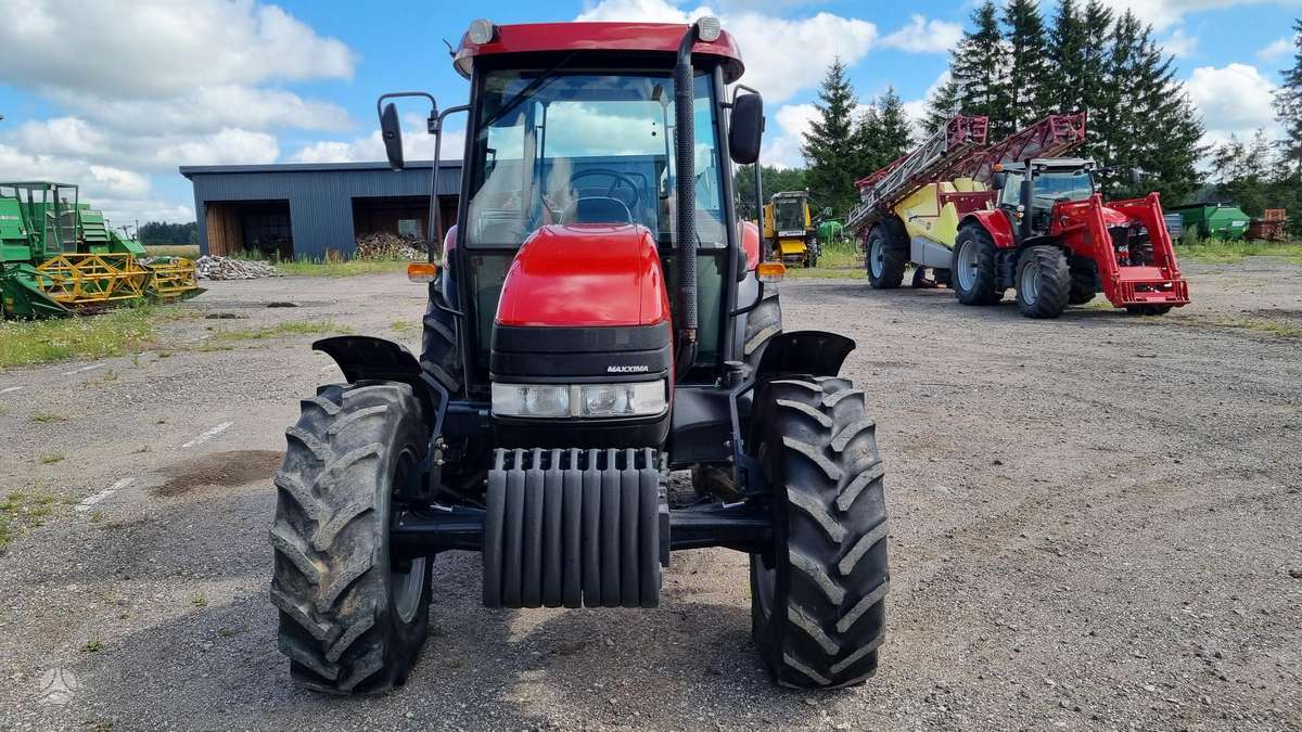 Case-IH JX80, traktoriai