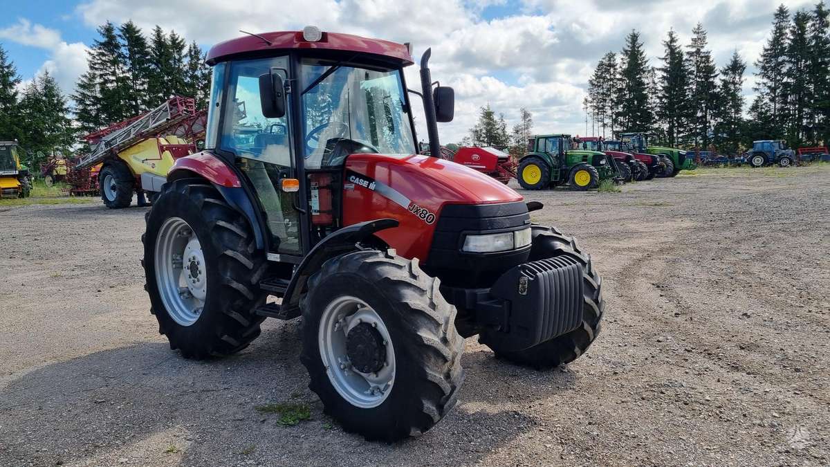 Case-IH JX80, traktoriai