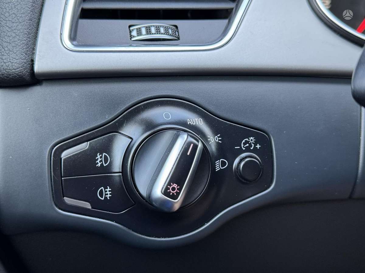 Audi A4, 2.0 l., universalas