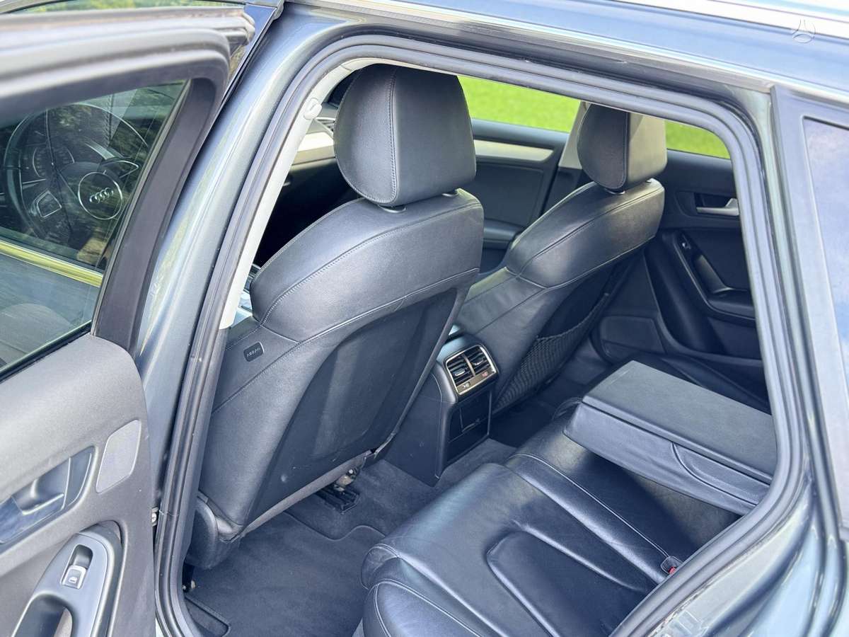 Audi A4, 2.0 l., Универсал