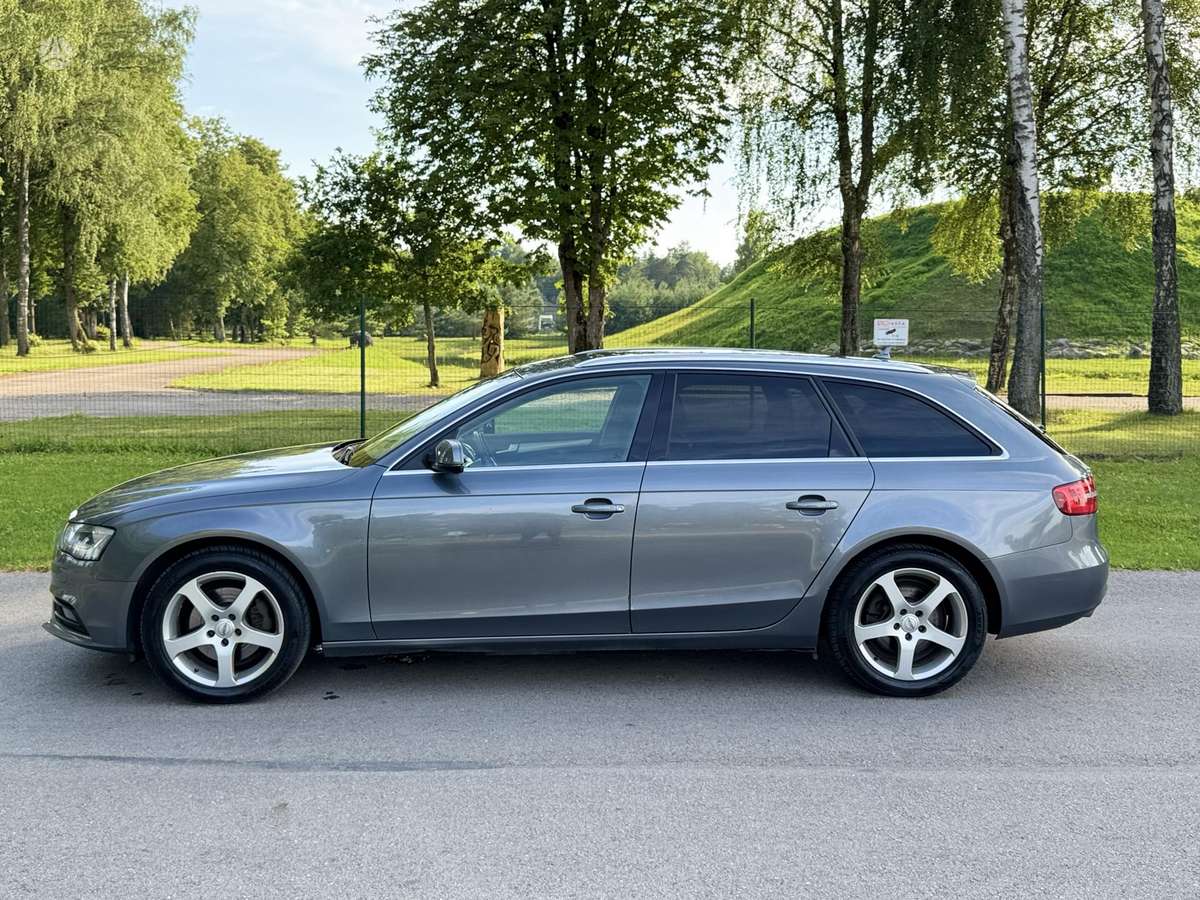 Audi A4, 2.0 l., Универсал