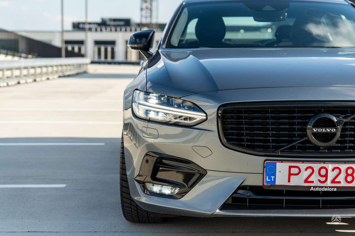 Volvo S90, 2.0 l., Седан