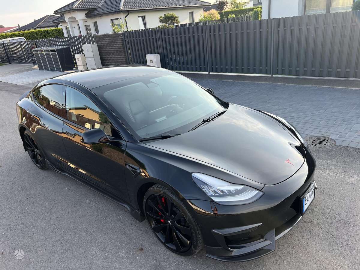 Tesla Model 3, 74 кВт·ч, Седан