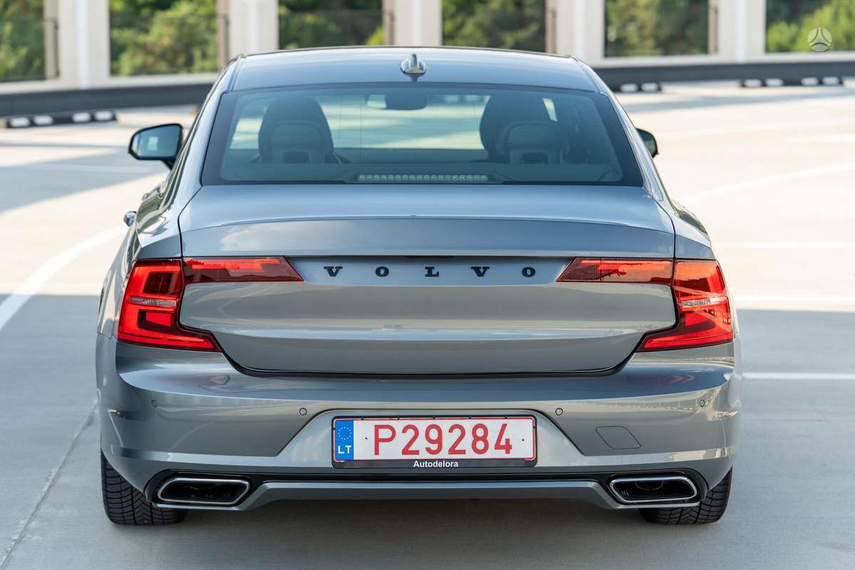 Volvo S90, 2.0 l., Седан